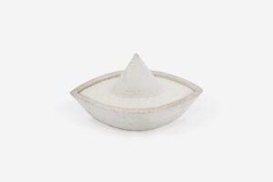 Urna funerária feita de cogumelos